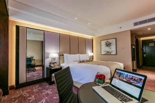 Diamond Hotel image 37