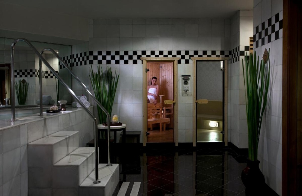 Diamond Hotel Image 39